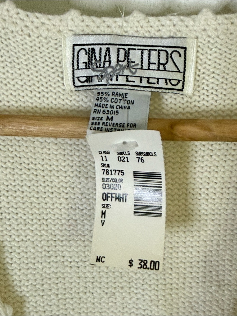 Vintage Gina Peters Embroidered Sweater Vest NWT Cream Floral Knit Medium - Picture 4 of 6